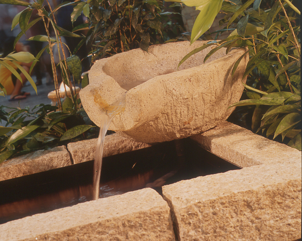 Model Polystone Bowl Water Feature Pond
